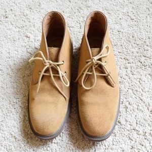 GH. Bass & Co men's suede peanut boot